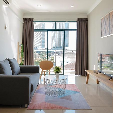 Golden View Serviced Apartments Tanjung Tokong Eksteriør billede