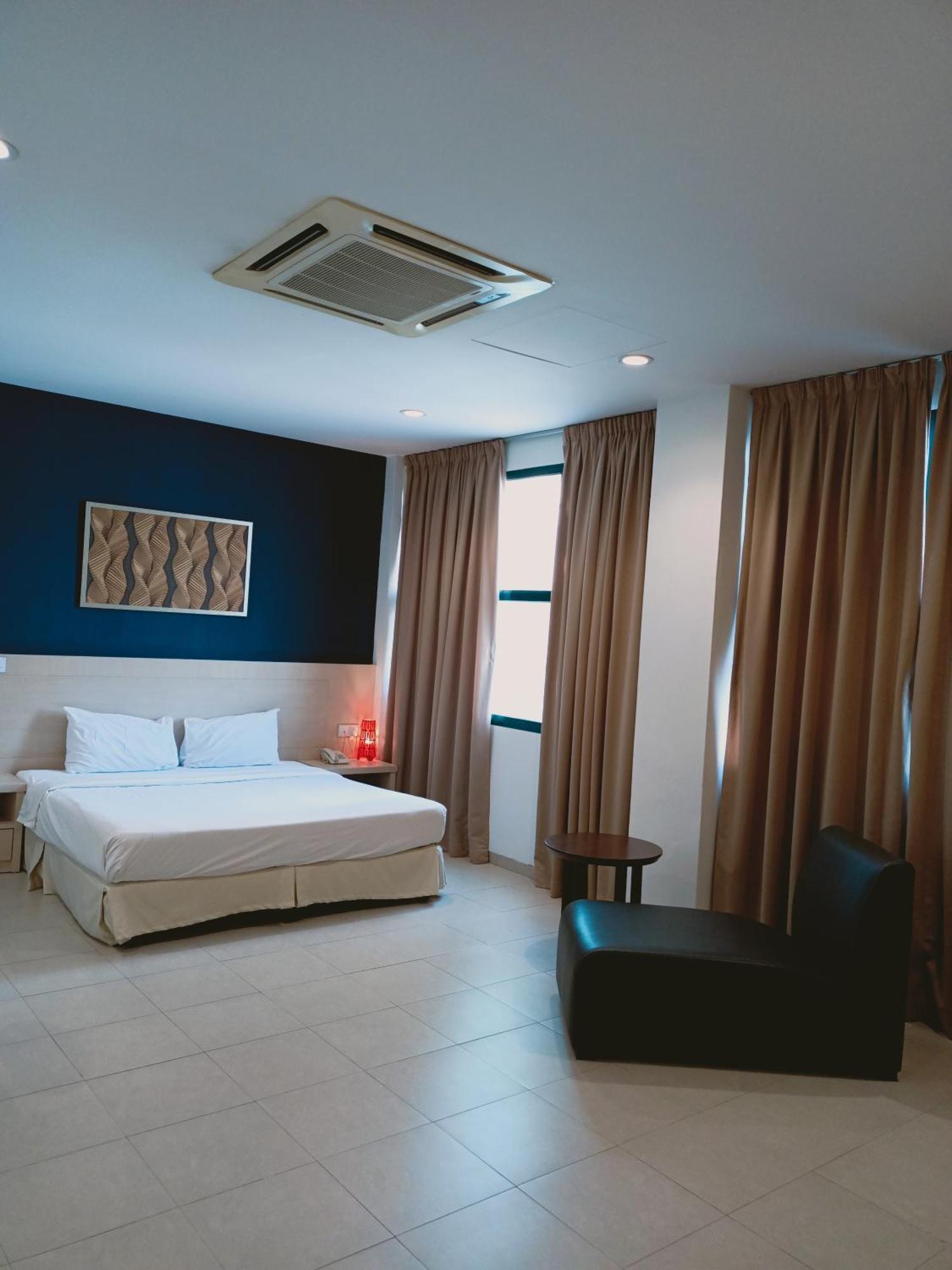 Golden View Serviced Apartments Tanjung Tokong Eksteriør billede