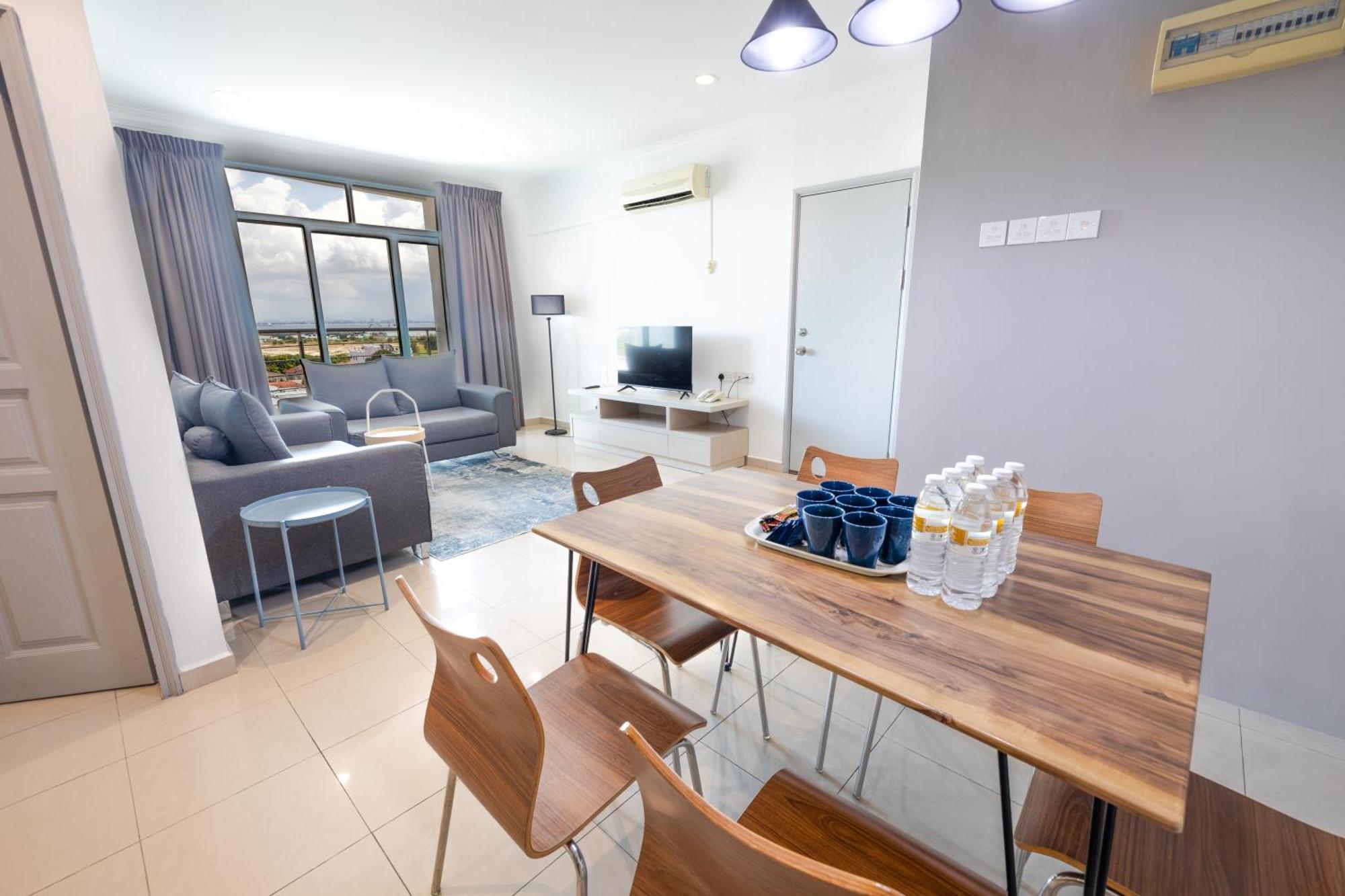 Golden View Serviced Apartments Tanjung Tokong Eksteriør billede