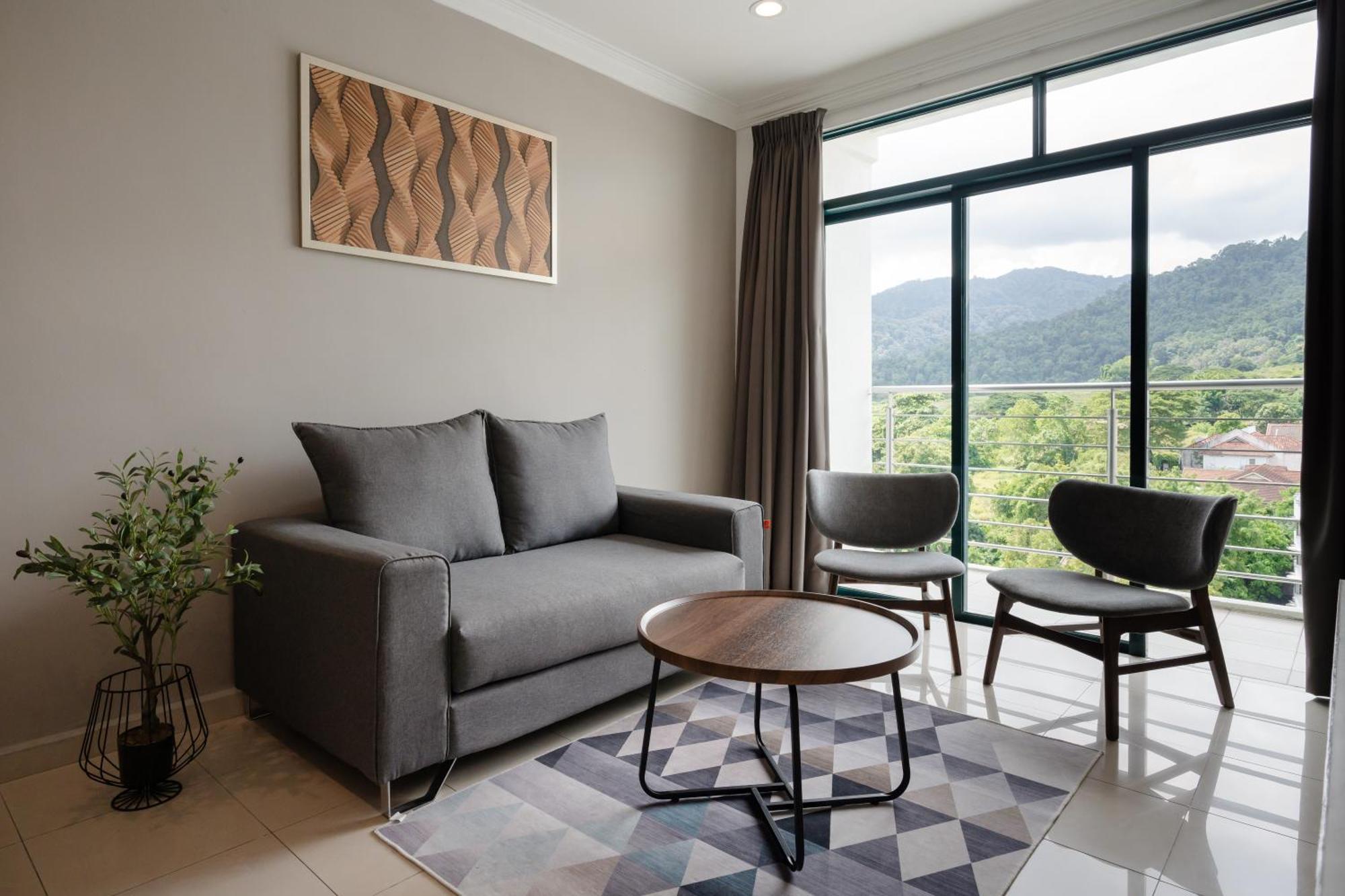 Golden View Serviced Apartments Tanjung Tokong Eksteriør billede