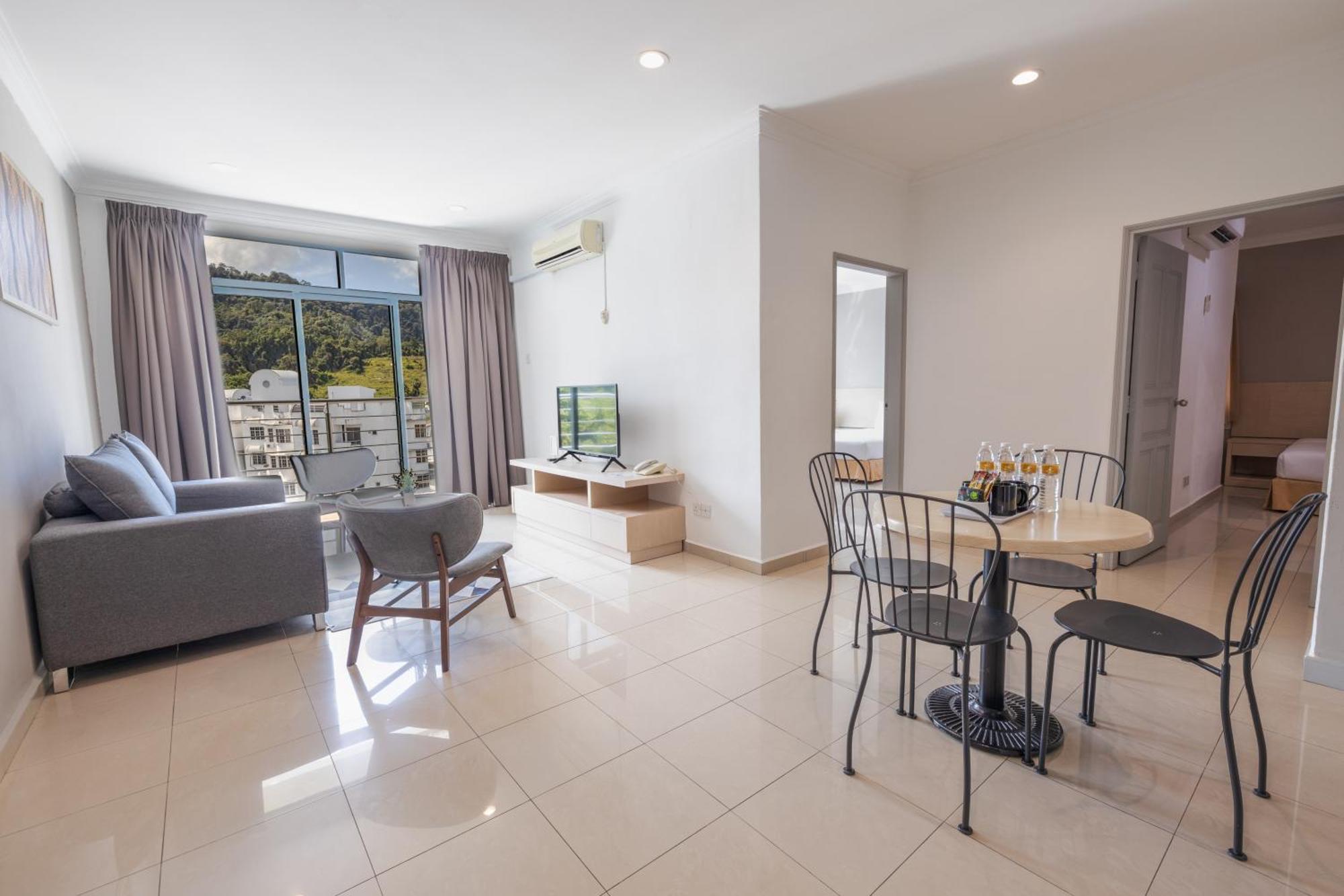 Golden View Serviced Apartments Tanjung Tokong Eksteriør billede