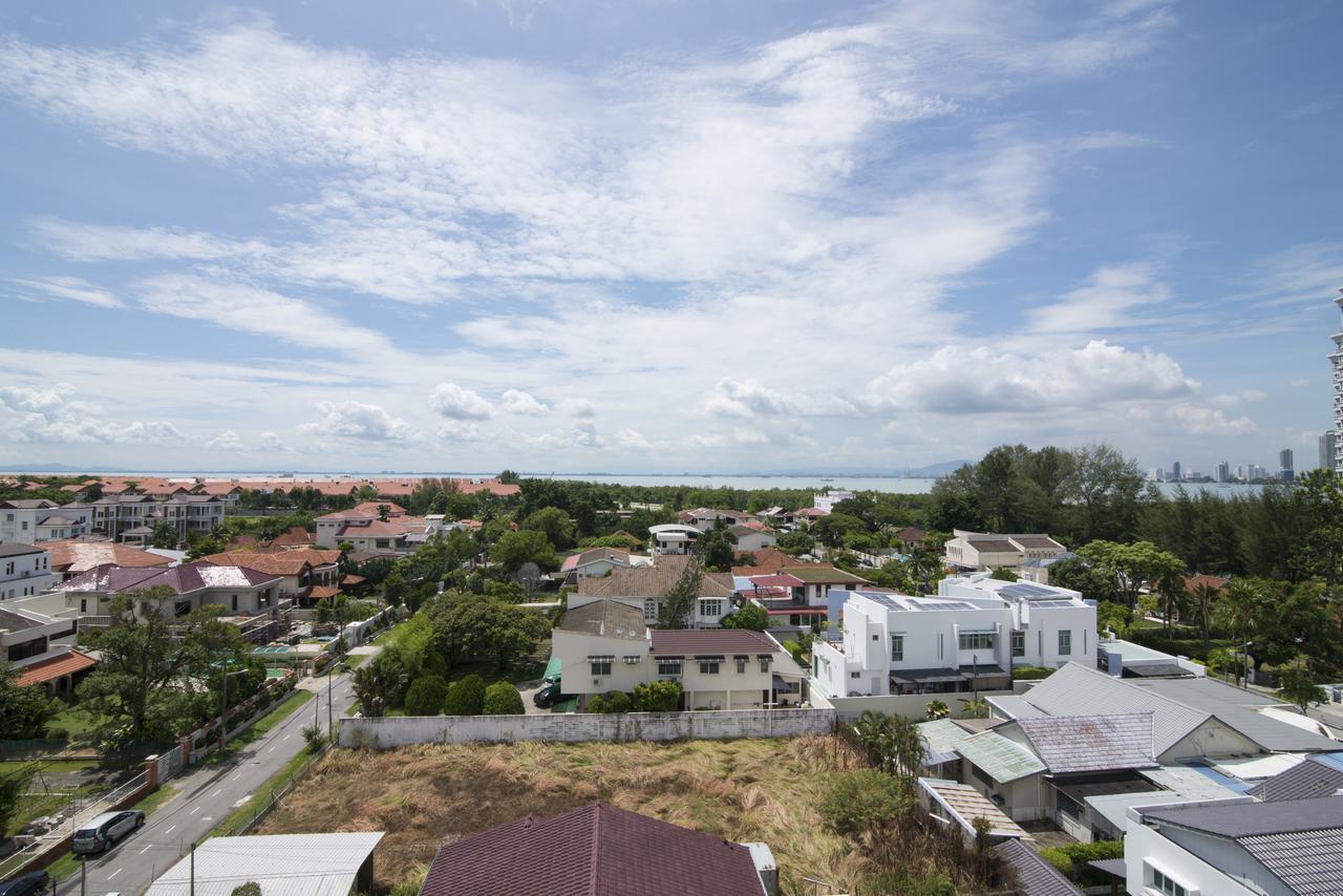 Golden View Serviced Apartments Tanjung Tokong Eksteriør billede