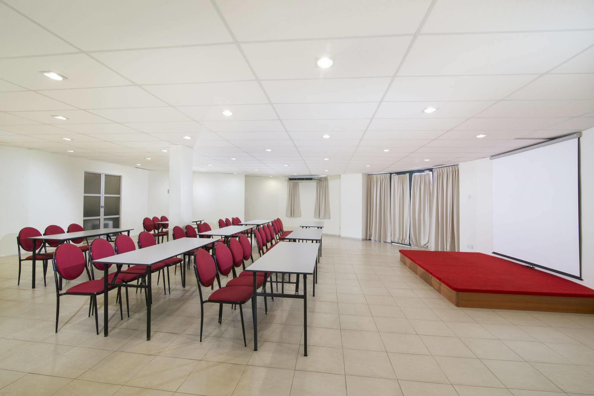 Golden View Serviced Apartments Tanjung Tokong Eksteriør billede