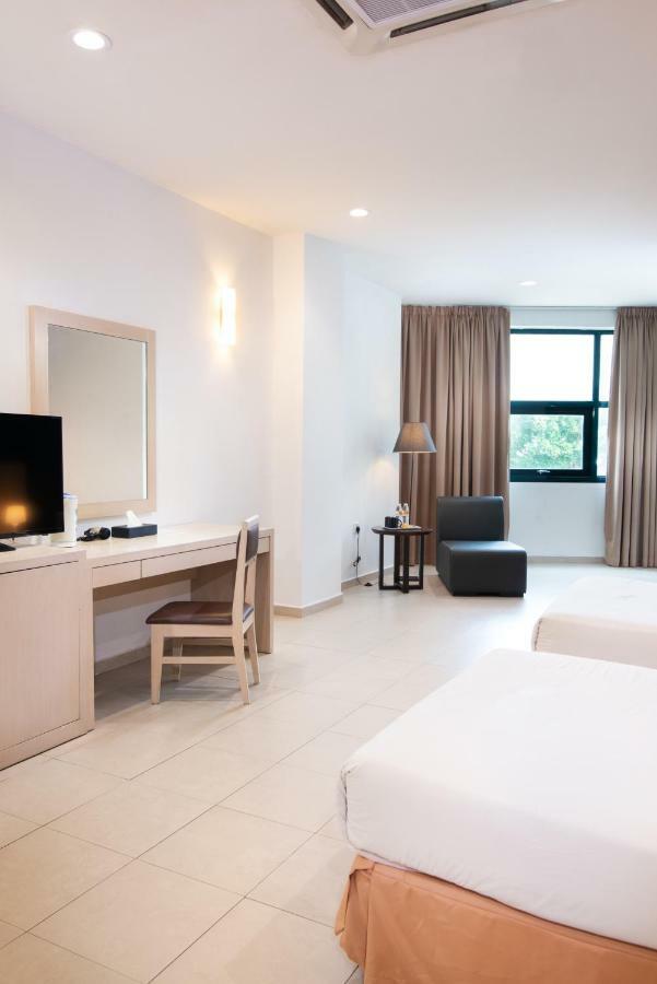 Golden View Serviced Apartments Tanjung Tokong Eksteriør billede
